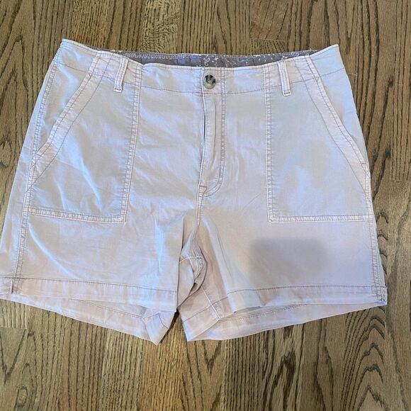Maurices light Pink Cargo Shorts Size 16 - Picture 1 of 3